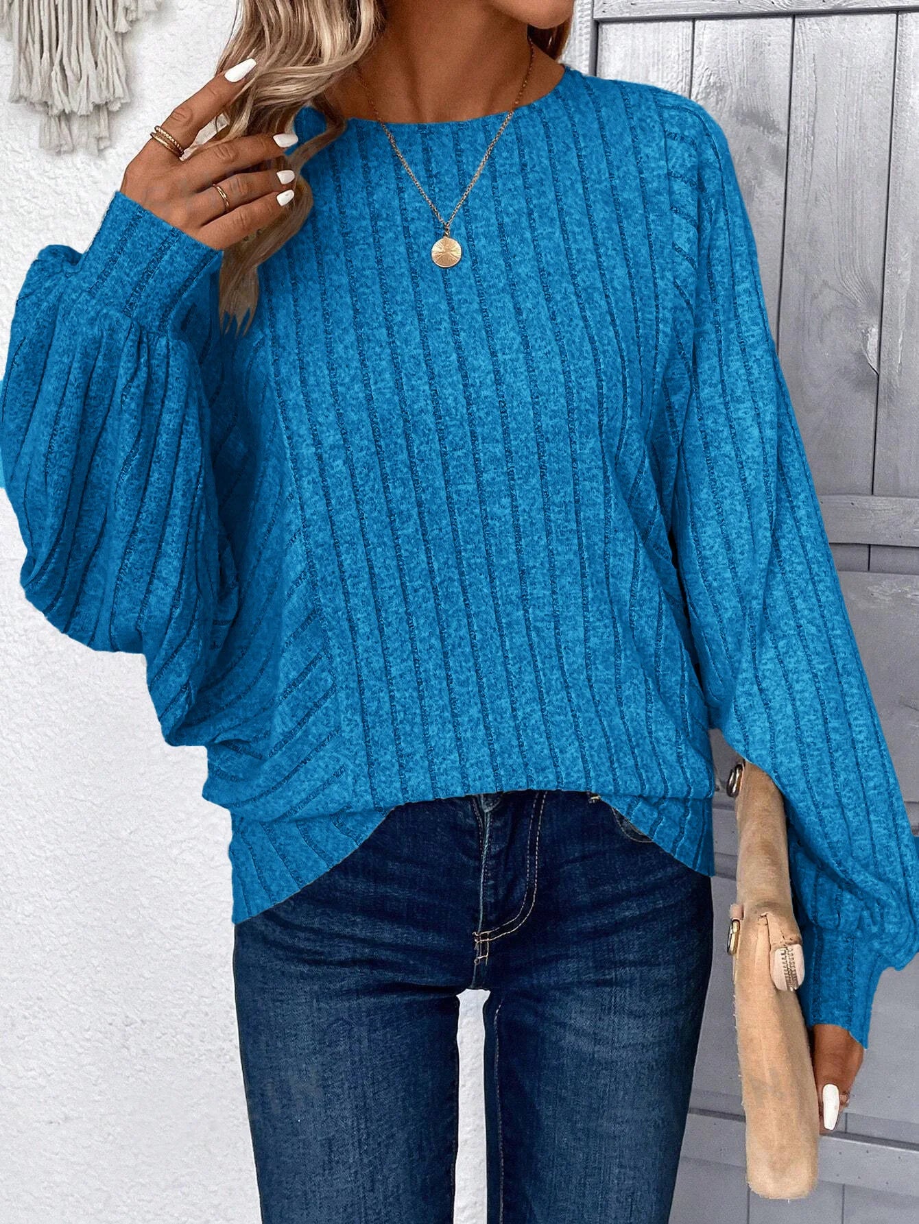Plus Size Lantern Sleeve Sweater