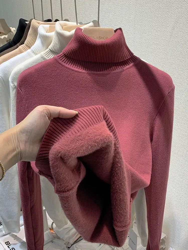 Warm Slim Turtleneck